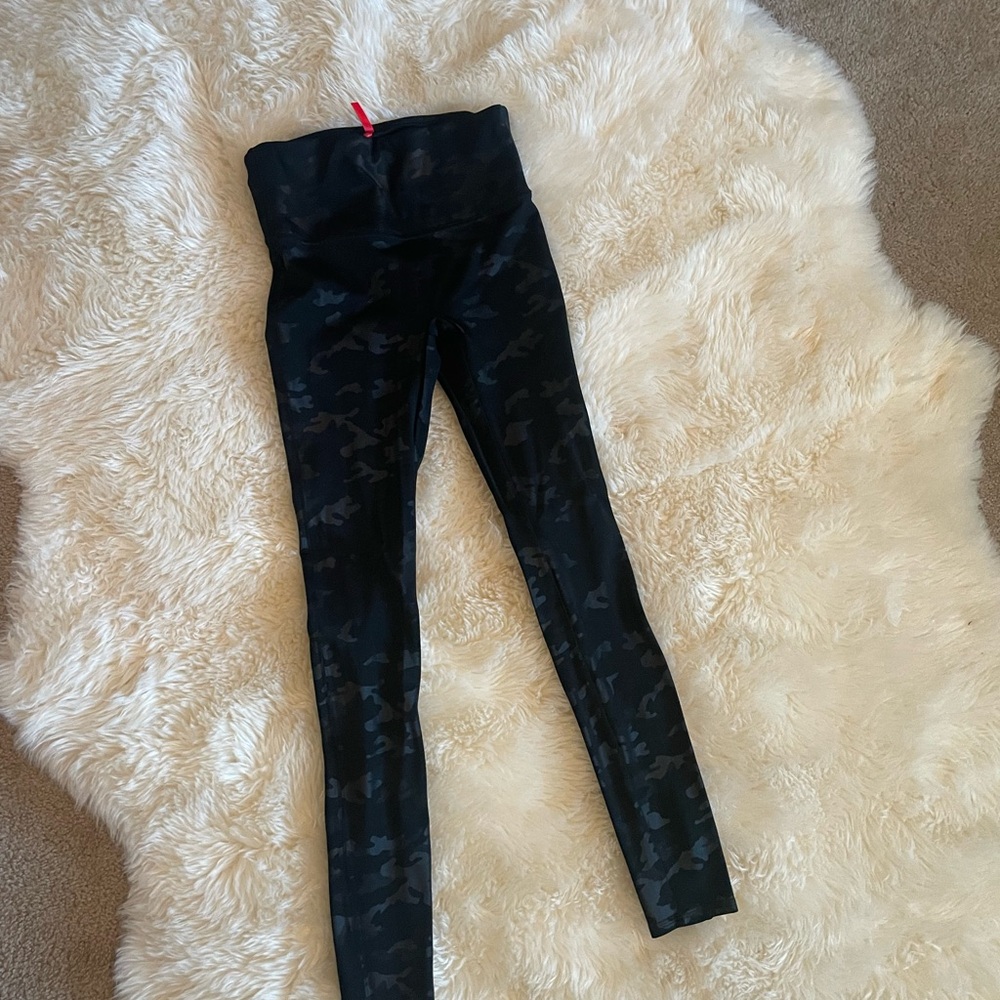 Spanx Black Camouflage Leggings